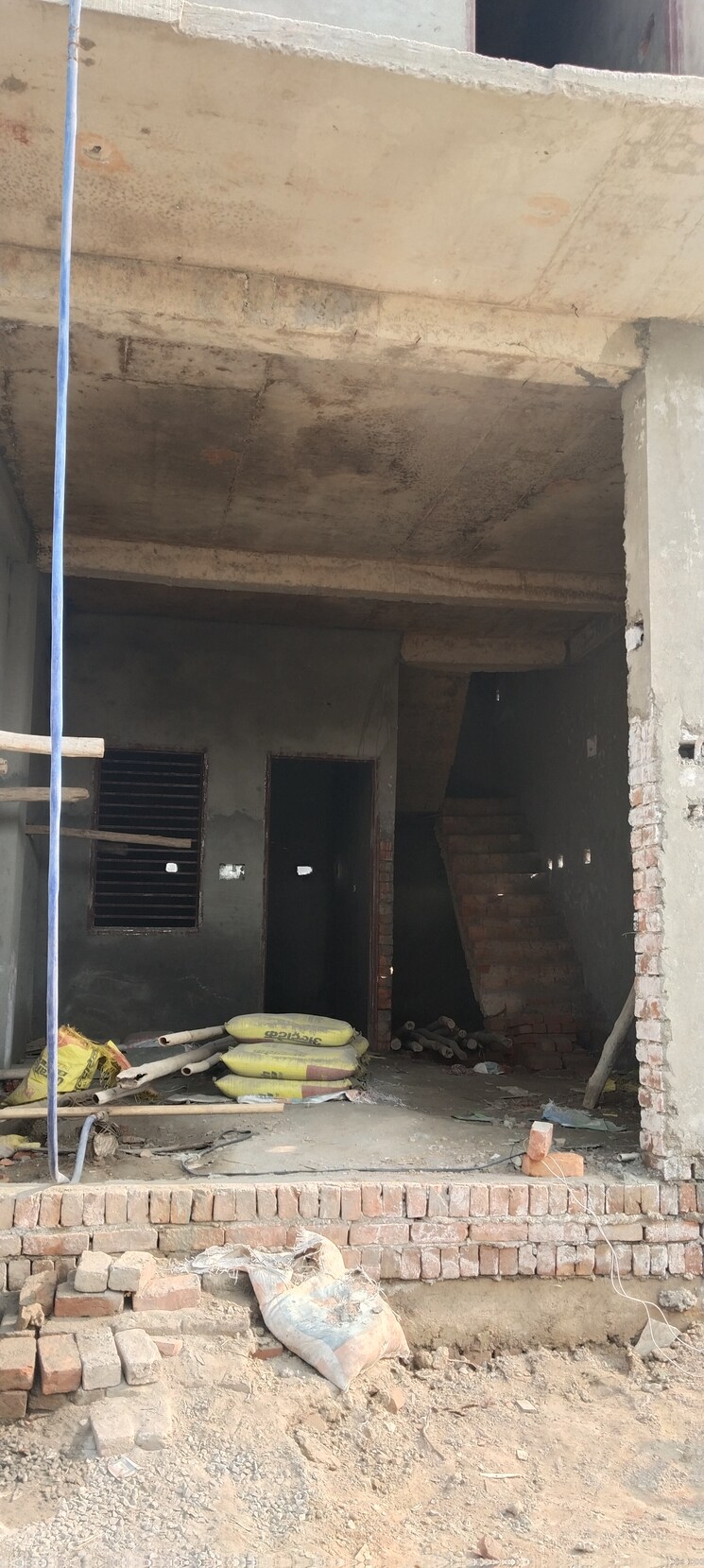 Exterior View, new-friends-colony 3 Bedroom 100 Sq.Yd. Independent House In Sanjay Nagar Ghaziabad 9506560