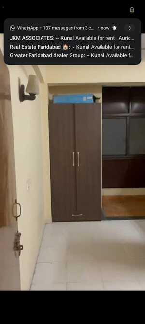 Room in 3 BHK Apartment at Amolik Heights, Sector 88 – for Rent