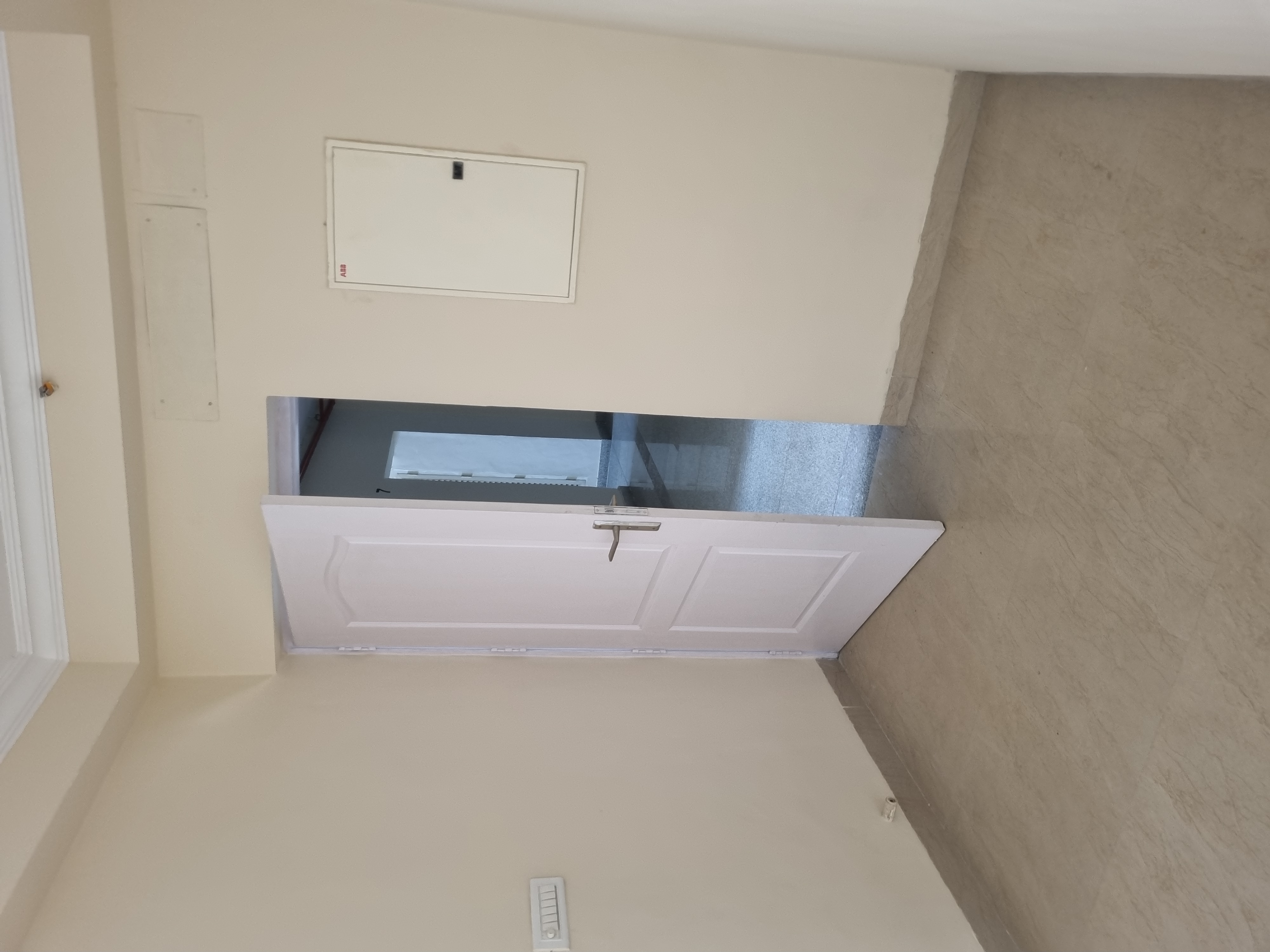 2 BHK Apartment For Rent in Raheja Vedaanta