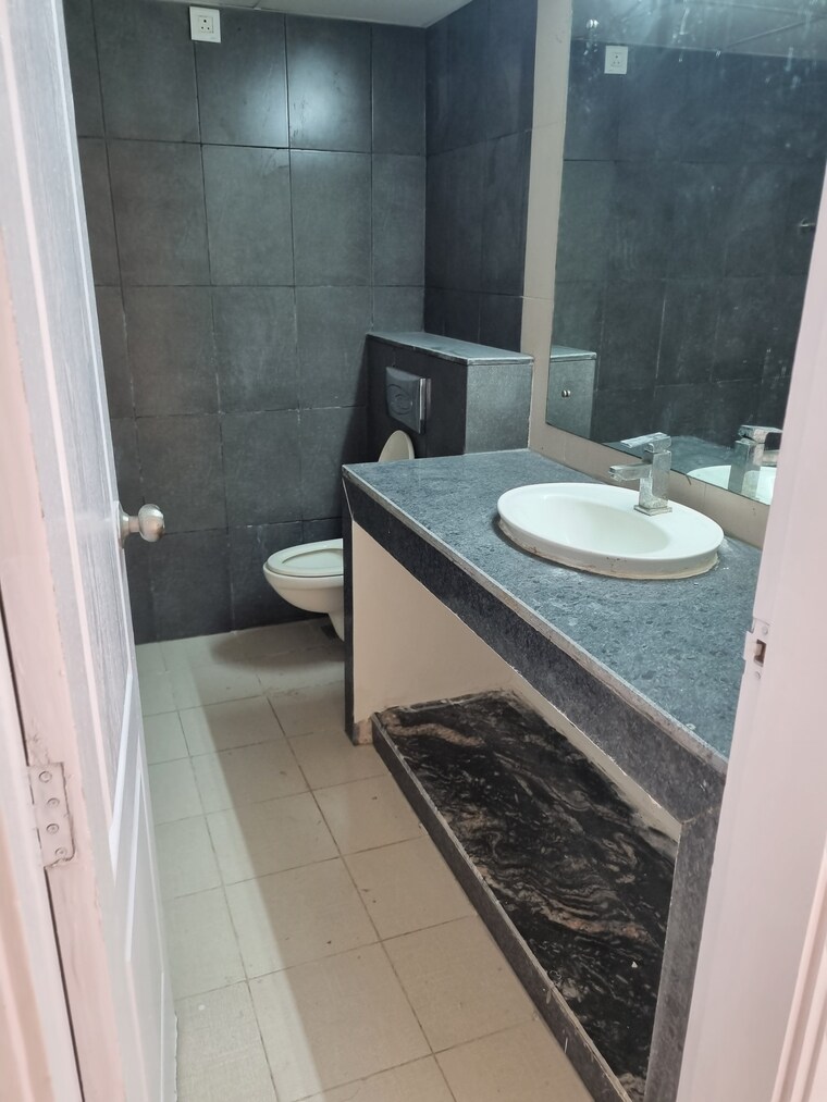 undefined, raheja-vedaanta 2 Bedroom 1432 Sq.Ft. Apartment In Sector 108 Gurgaon 9506589