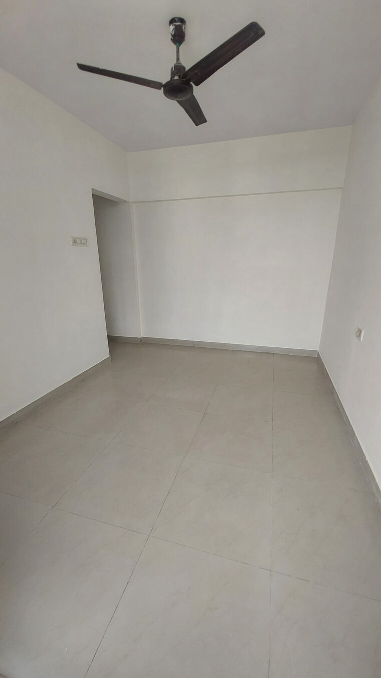 Room, charkop-kesar-chs 2 Bedroom 850 Sq.Ft. Apartment In Kandivali West Mumbai 9506598