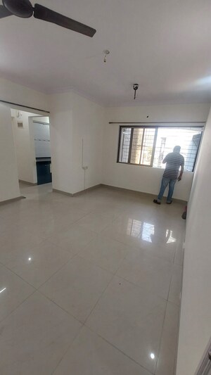 2 BHK Apartment For Rent in Charkop Kesar CHS, Kandivali West