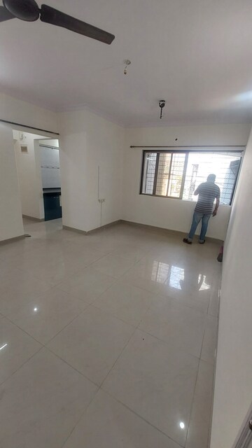 2 BHK Apartment For Rent in Charkop Kesar CHS, Kandivali West