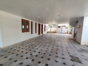 Bedroom in 5 BHK Independent House at Injambakkam – for Sale