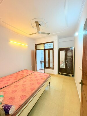 1 BHK Builder Floor For Rent in Saket