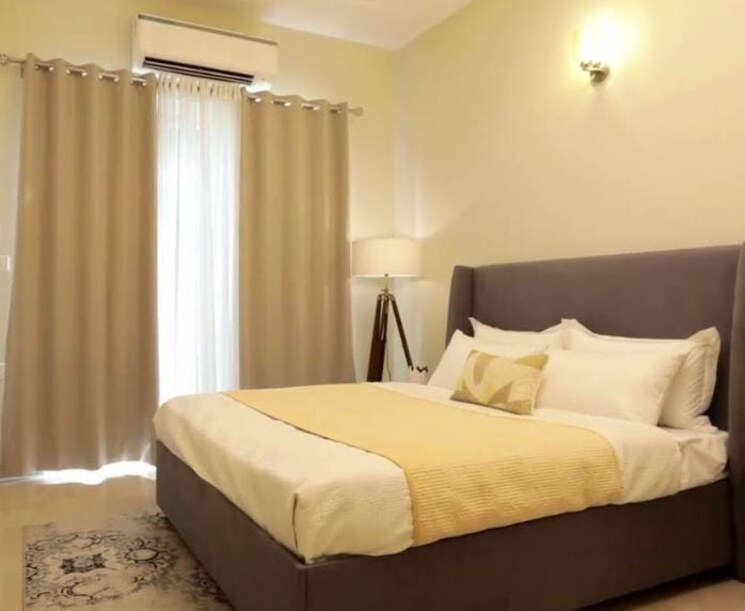 Bedroom, sector 10 2 Bedroom 1100 Sq.Ft. Apartment In Sector 10 Noida 9506666