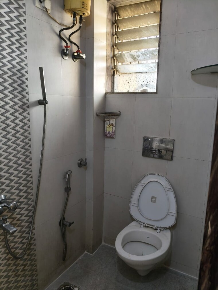 Bathroom, safal-pride-nerul 1 Bedroom 600 Sq.Ft. Apartment In Nerul Sector 25 Navi Mumbai 9506672