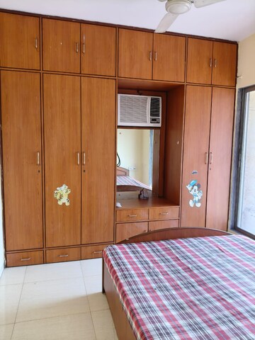 Room in 1 BHK Apartment at Safal Pride Nerul, Nerul Sector 25 – for Rent