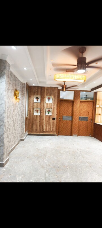 Bedroom in 3 BHK Builder Floor at Maya Homes, Indrapuram – for Sale