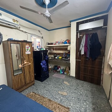 Bedroom in 1 RK Builder Floor at Katwaria Sarai – for Rent