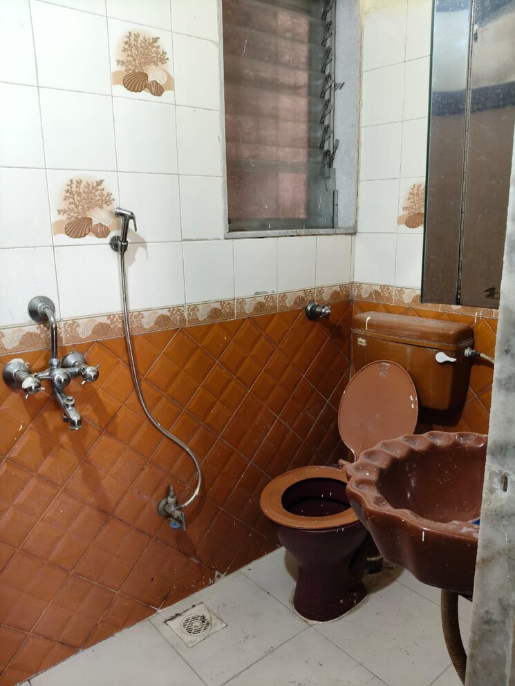 Bathroom, safal-park 2 Bedroom 1100 Sq.Ft. Apartment In Nerul Navi Mumbai 9506691