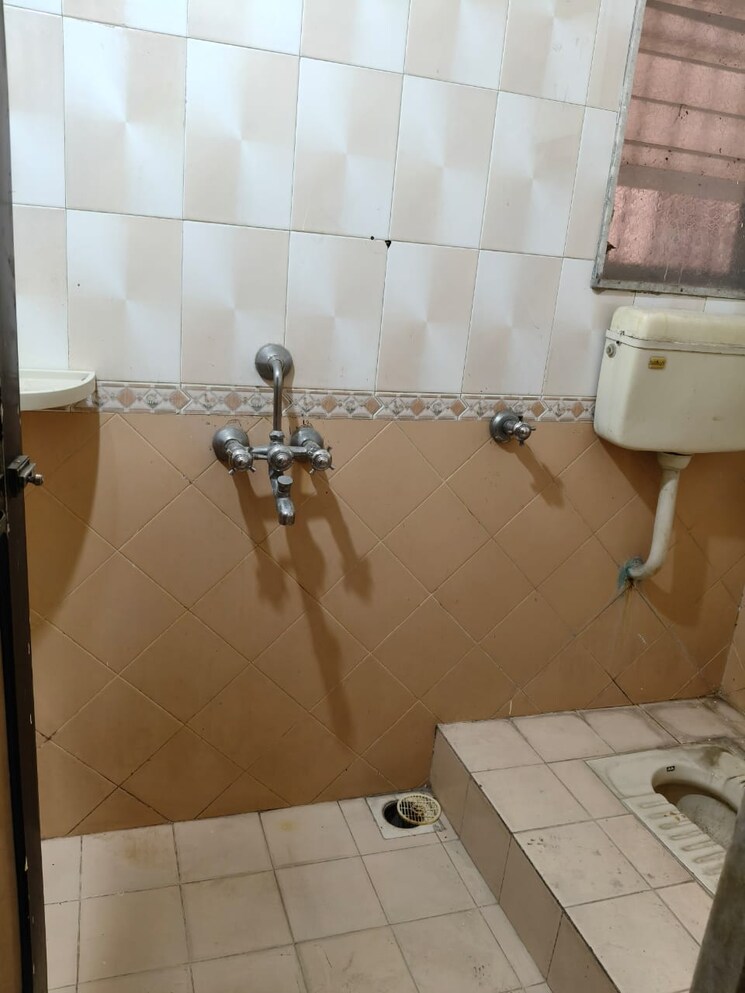 Bathroom, safal-park 2 Bedroom 1100 Sq.Ft. Apartment In Nerul Navi Mumbai 9506691