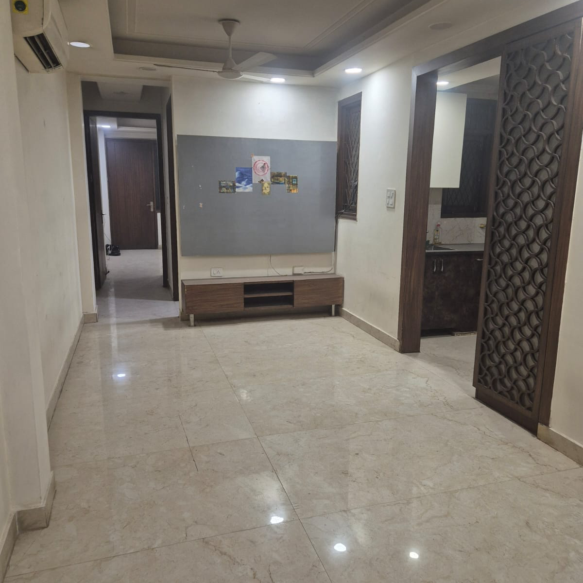 2 BHK Builder Floor For Rent in Govindpuri 
