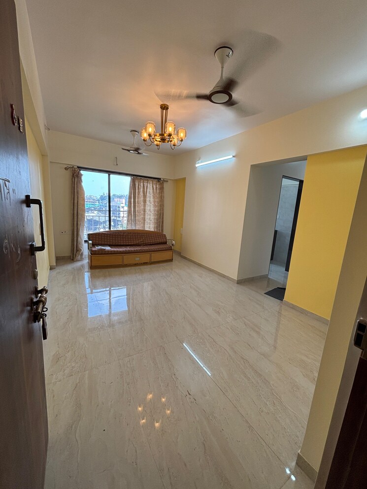 Room, chaitanya-anand-lunkhod-chsl 2 Bedroom 676 Sq.Ft. Apartment In Andheri West Mumbai 9506722