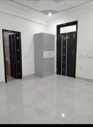 1 BHK Builder Floor For Rent in Saket