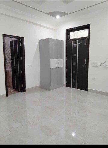 1 BHK Builder Floor For Rent in Saket