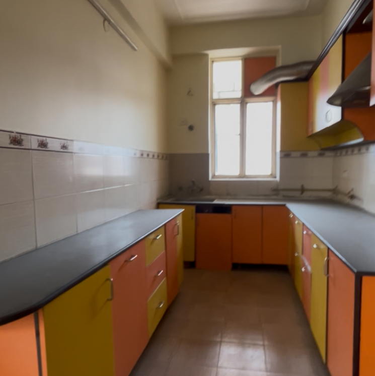 Kitchen, niho-saffron-scottish-garden 3 Bedroom 1545 Sq.Ft. Apartment In Ashiana Greens Ghaziabad 9506747