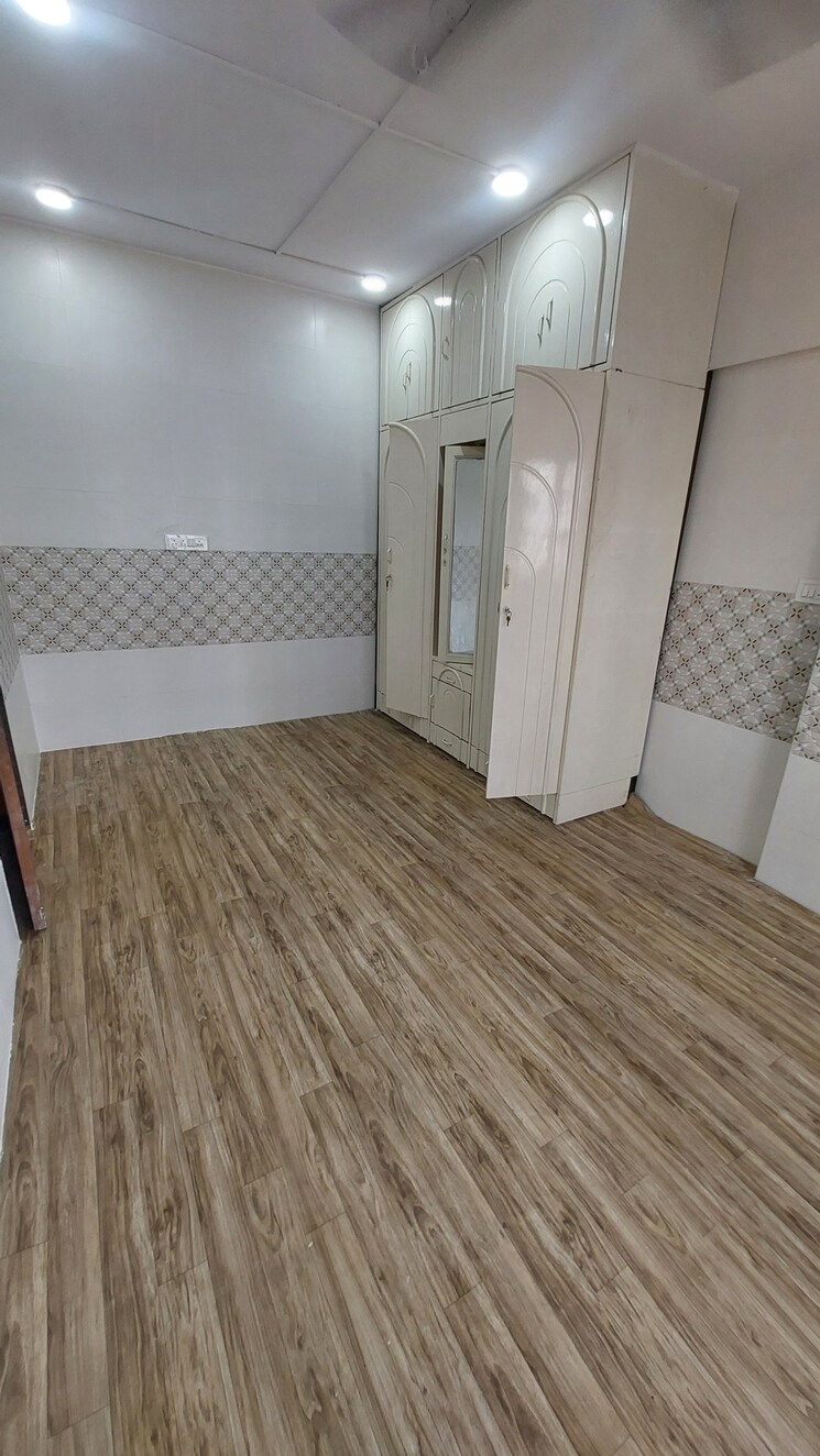 undefined, kandivali west 1 Bedroom 590 Sq.Ft. Apartment In Kandivali West Mumbai 9506772