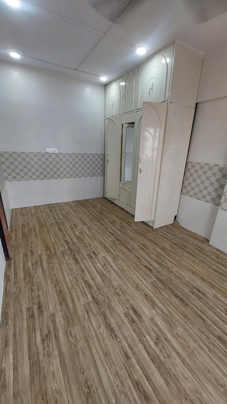 undefined, kandivali west 1 Bedroom 590 Sq.Ft. Apartment In Kandivali West Mumbai 9506772