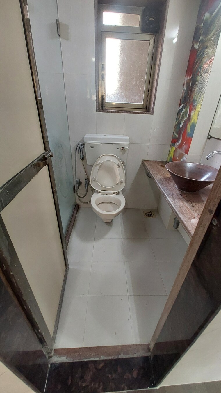Bathroom, kandivali west 1 Bedroom 590 Sq.Ft. Apartment In Kandivali West Mumbai 9506772