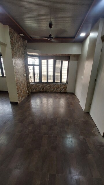 1 BHK Apartment For Rent in Kandivali West