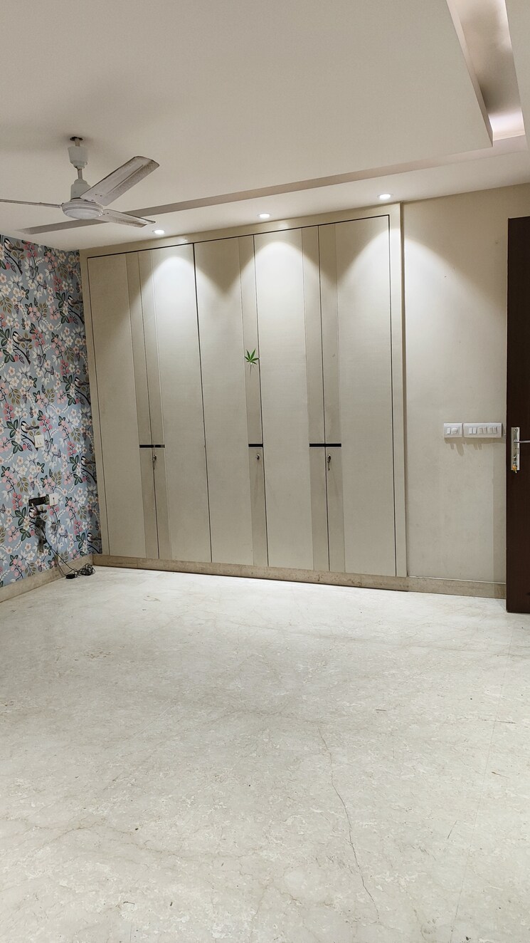 undefined, vikas puri 6+ Bedroom 4200 Sq.Ft. Independent House In Vikas Puri Delhi 9506756