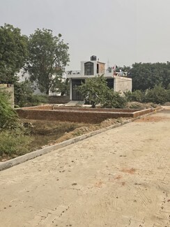 Plot For Sale in Leelavati Enclave