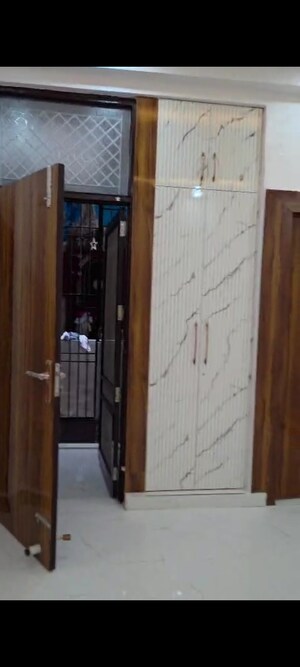 Building Lobby in 1 BHK Builder Floor at Mahagun Villas, Vaishali Sector 2 – for Sale