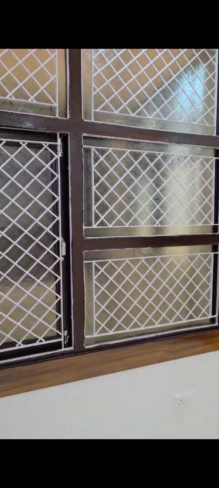 Balcony, mahagun-villas 1 Bedroom 600 Sq.Ft. Builder Floor In Vaishali Sector 2 Ghaziabad 9506762