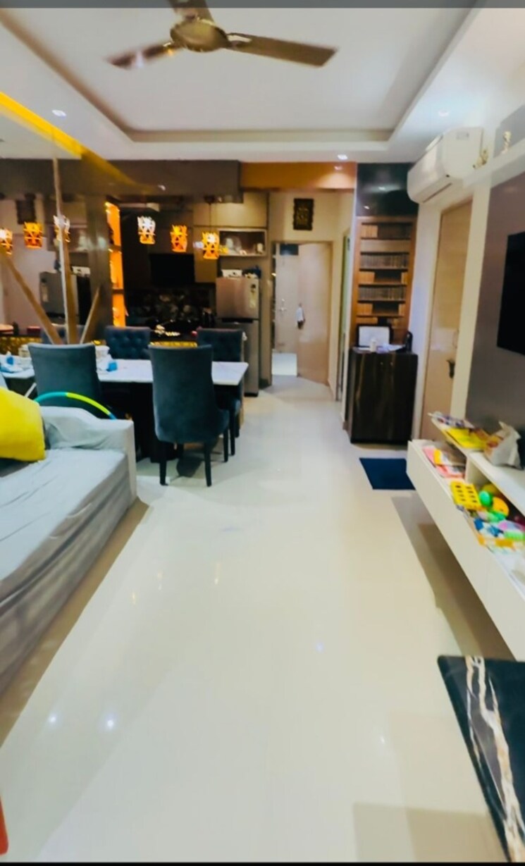 Team Area, suncity-avenue-102 2 Bedroom 605 Sq.Ft. Apartment In Sector 102 Gurgaon 9506821