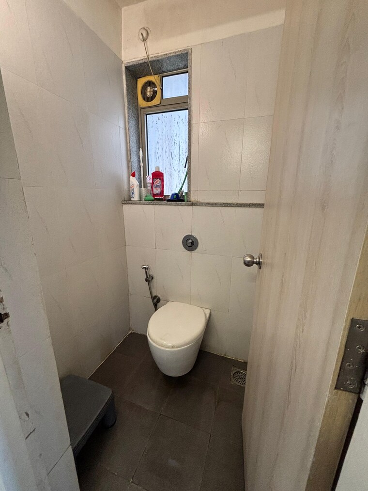 Bathroom, casa-rio-viva 1 Bedroom 594 Sq.Ft. Apartment In Dombivli East Thane 9506807
