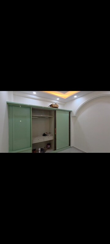 Building Lobby in 3 BHK Builder Floor at Akriti Complex, Vaishali Sector 6 – for Sale