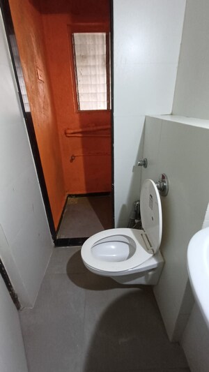 2 BHK Apartment For Rent in Group Seven Rushi Heights, Goregaon East