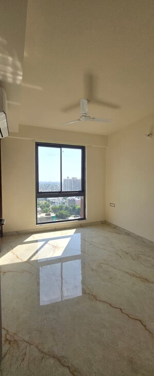 Room in 3 BHK Apartment at Bapu Nagar – for Rent