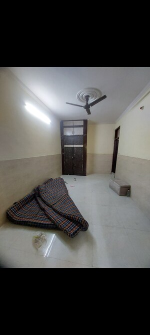 Bedroom in 1 BHK Apartment at Shanti Bhawan, Sarita Vihar – for Rent