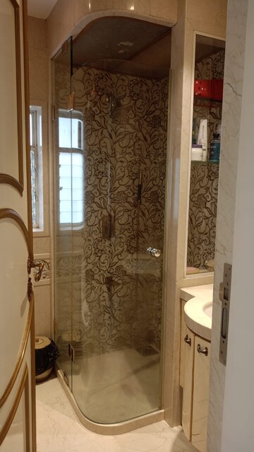 Building Lobby in 4 BHK Apartment at SKG 259 Park Crest, Khar West – for Sale