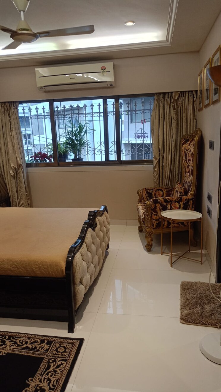 Living Room, skg-259-park-crest 4 Bedroom 1723 Sq.Ft. Apartment In Khar West Mumbai 9506964