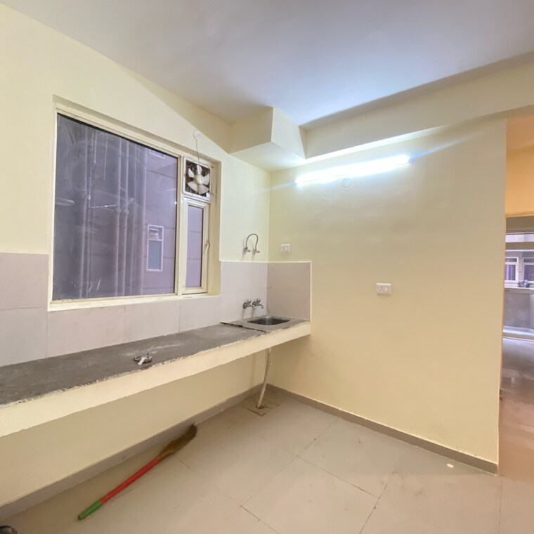 Room, pyramid-square-70a 2 Bedroom 680 Sq.Ft. Apartment In Sector 70a Gurgaon 9507026