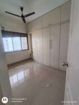 Furnished Amenities in 2 BHK Apartment at Shapoorji Pallonji Sarova, Kandivali East – for Sale