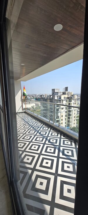 Balcony in 3 BHK Apartment at C Scheme – for Rent