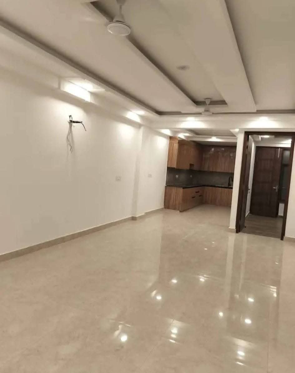 3 BHK Builder Floor For Rent in Chattarpur 