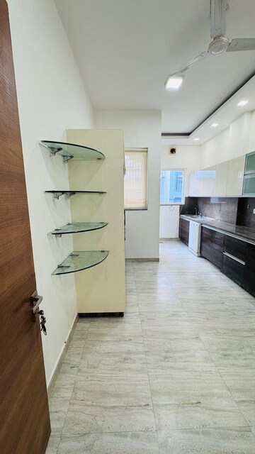 Staircase in 3 BHK Builder Floor at Sector 38 – for Rent