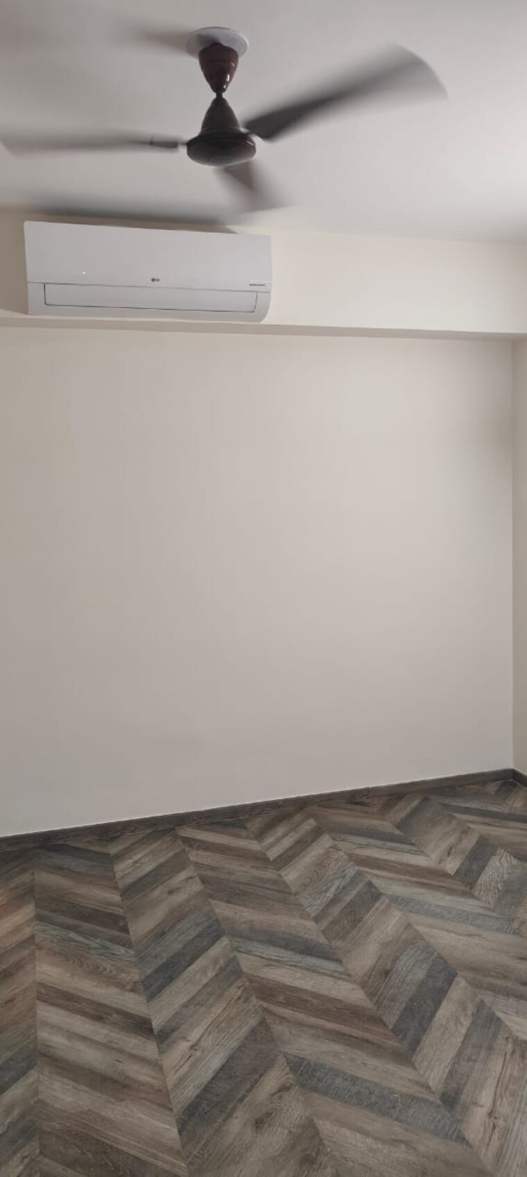 Room, adore-the-select-premia 4 Bedroom 2800 Sq.Ft. Apartment In Sector 77 Gurgaon 9507158