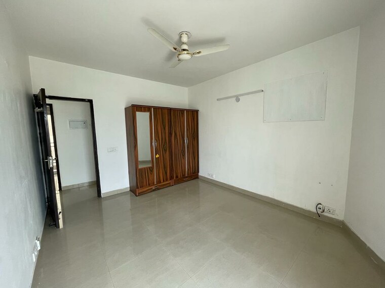 Room, ninex-rmg-residency 2 Bedroom 700 Sq.Ft. Apartment In Sector 37c Gurgaon 9507171