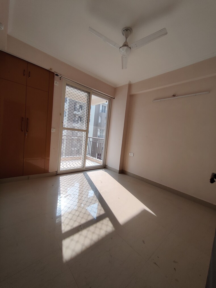 Room, amrapali-golf-homes 3 Bedroom 1115 Sq.Ft. Apartment In Sector 4 Greater Noida Greater Noida 9507657