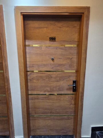 Furnished Amenities in 1 RK Builder Floor at Ansal Sushant Apartments, Sushant Lok I – for Rent