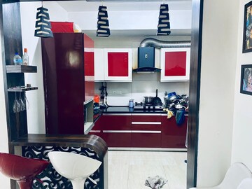 Team Area in 2 BHK Apartment at Unitech The Residences Gurgaon, Sector 33 – for Rent