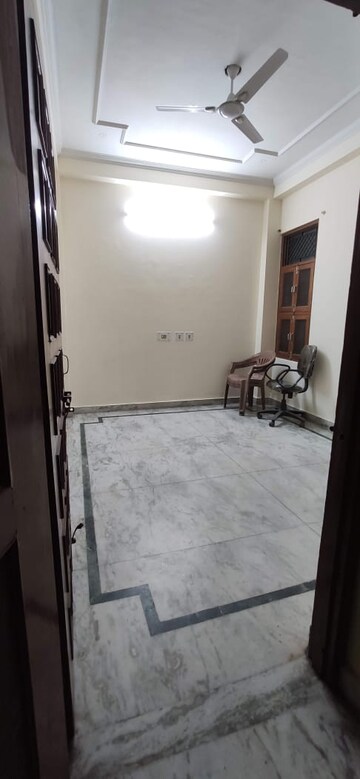 2.5 BHK Independent House For Rent in Aliganj