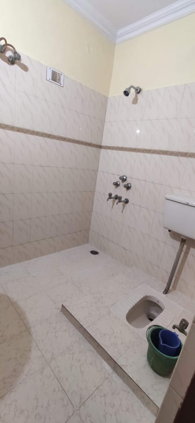 Bathroom, aliganj 2.5 Bedroom 1200 Sq.Ft. Independent House In Aliganj Lucknow 9507203