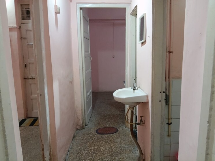 Bathroom, roy-bhavan 1 Bedroom 400 Sq.Ft. Apartment In Andheri East Mumbai 9507213